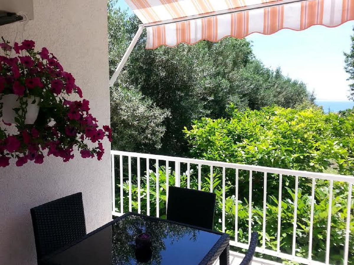 Apartment Green Oasis Split Exterior foto
