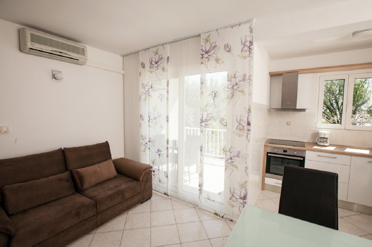 Apartment Green Oasis Split Exterior foto